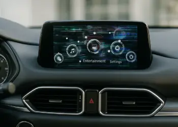 Modern Infotainment Glitches Continue to Plague Drivers