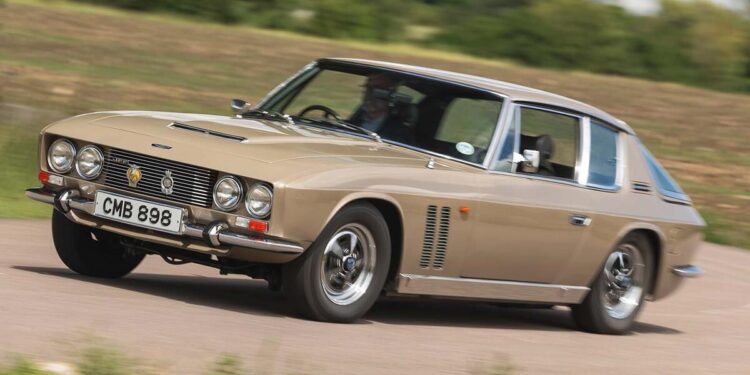 Iconic British V8 Luxury GT Returns with Fully Analog Design